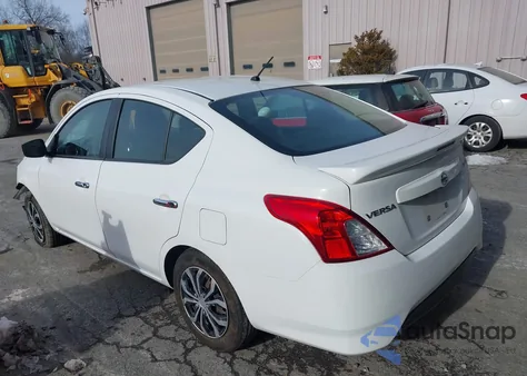 2019 Nissan Versa 1.6 Sv z USA, uszkodzony, nr VIN 3N1CN7AP0KL867569